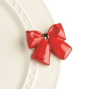 Nora Fleming Mini A238 Wrap it up (red bow)